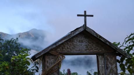 entrance to church yard at Malaumanda