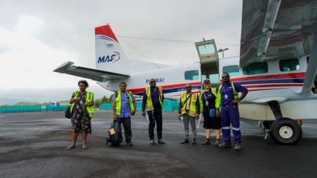Kearnneth Nanei and team in Buka airport set to fly to Arawa