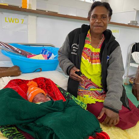 A happy mum with her newborn baby at Kompiam hospital