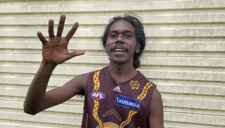 Yalanba Mununggurr is a Laynhapuy Homelands School Year 12 student from Gurrumurru. 