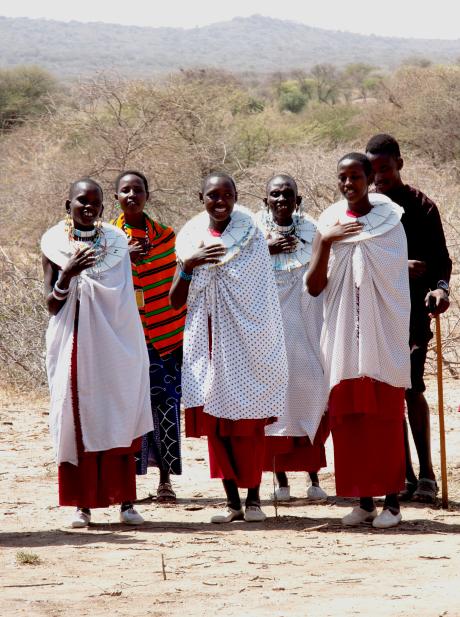 Dancers at the service